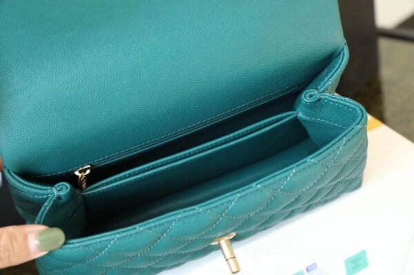6C184F5A-5F56-DC34-F040-BE106680EC75.jpg Chanel Medium Flap Bag With Top Handle Teal For Women, Womens Handbags, Shoulder And Crossbody Bags 9in/23cm A92990