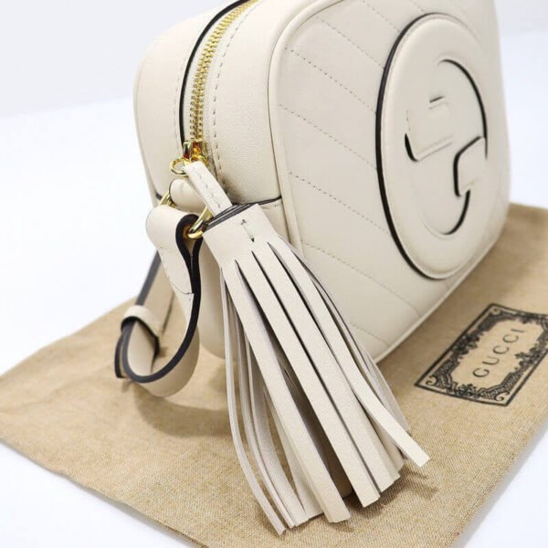 6E735315-46F7-7214-1951-486AC660A777.jpg Gucci Blondie Small Shoulder Bag