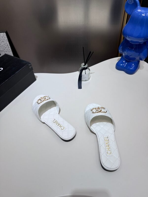 Chanel Women's Logo 25ss CC Sandal