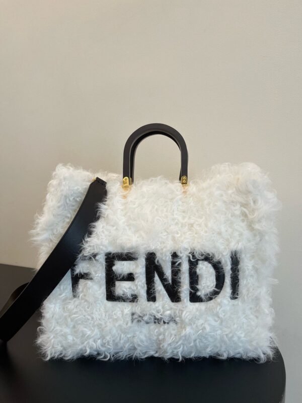 Fendi Sunshine Shopper Large Bag