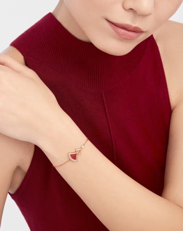 71E46CC7-3024-5E9E-78DA-8511F9925C73.jpg DIVAS DREAM BRACELET