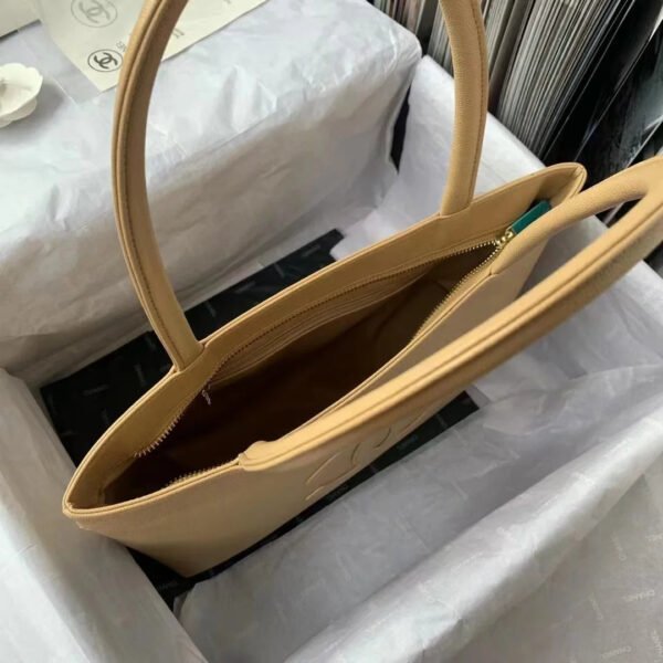 Chanel Vintage CC Open Tote Caviar East West Beige For Women, Women&rsquo;s Bags 14.5in/36.9cm