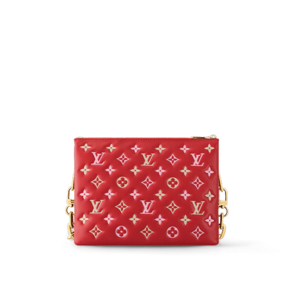 72C7CEBD-2FAE-E6B8-3C11-6C59302C3B9B_c90e78eb-c227-45a4-b1ba-497d0f50a140.png Coussin PM