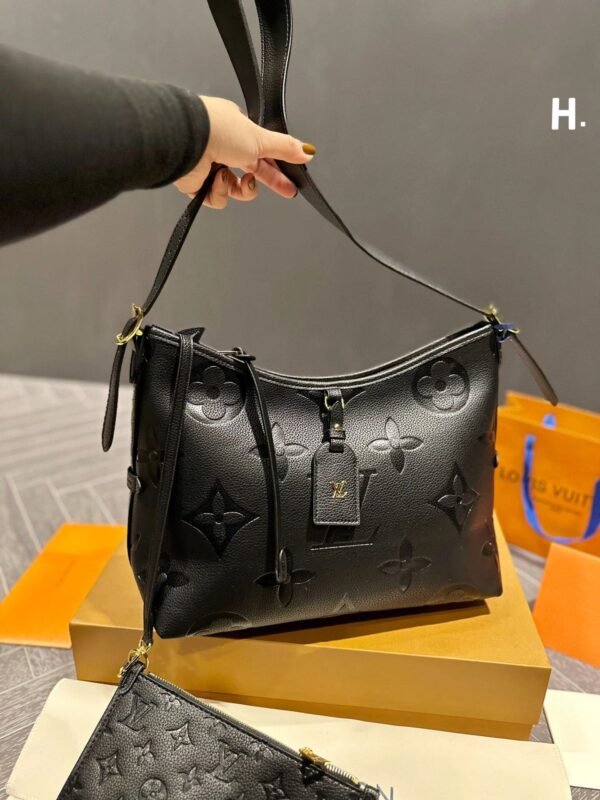 7390ED04-FF2B-3A42-EB19-0C741C3621B6.jpg Louis Vuitton M46288 CarryAll PM