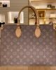 Louis Vuitton OnTheGo MM  M12415