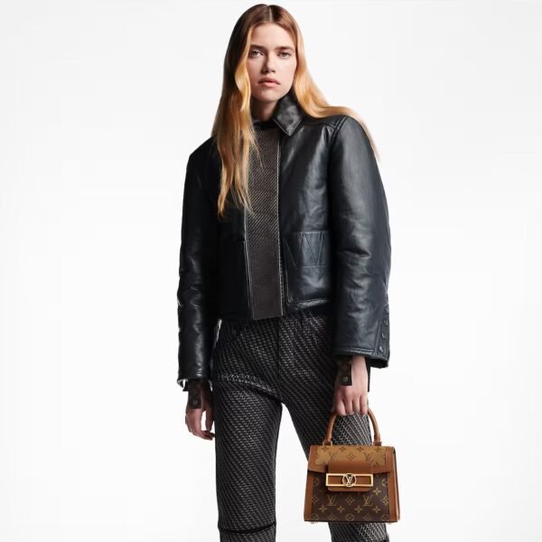 7549CAE8-7BCE-64AC-D22F-DC490128B9BE.jpg Louis Vuitton Dauphine Capitale M46751