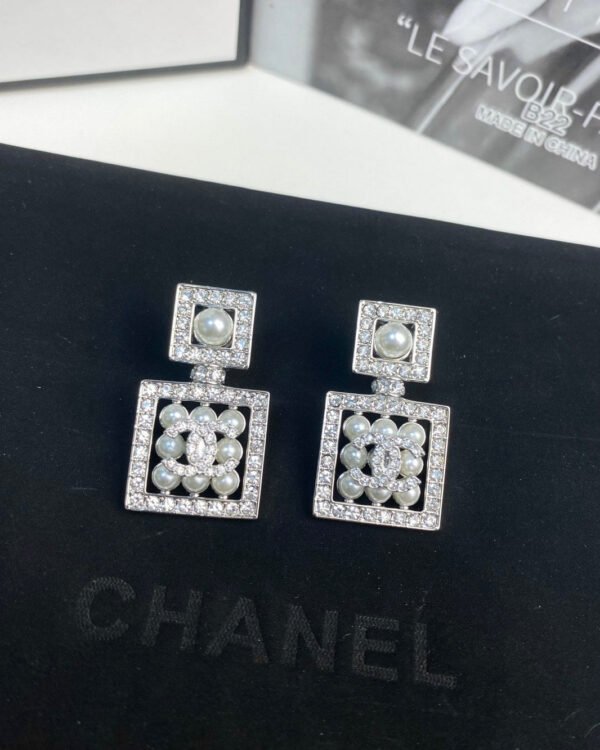 CCE698 CC Stud Earring - A