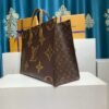 76110B0C-DF7A-E9E1-DD61-630316855D7A.jpg Louis Vuitton M46823 OnTheGo Voyage