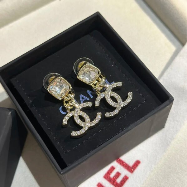 7633C409-D8F1-050C-8DD8-5FE52DA3B631.jpg CC Jewelry New 5