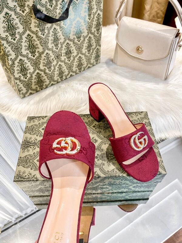 76FC6D32-0317-8A6F-01D1-63B1CB359CA8.jpg GUCCI Women's Platform Slide Sandal