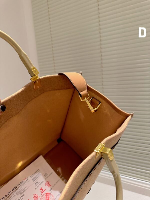 Fendi Sunshine Medium