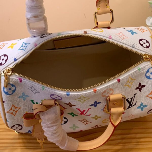 79C2A723-F50A-68AB-388F-DF80B1494F72.jpg Louis Vuitton M13085 LV x TM Speedy Bandoulière 25