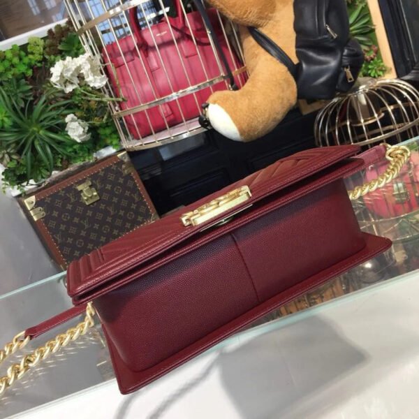 7A31FC57-B22C-0D3D-747D-D34011267205.jpg Chanel Boy Handbag Gold Toned Hardware Burgundy For Women, Women’s Bags, Shoulder And Crossbody Bags 9.8in/25cm A67086