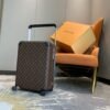 7AF4436E-A780-3D7E-B218-5FDA08D44630.jpg Louis Vuitton M20294 Horizon 55