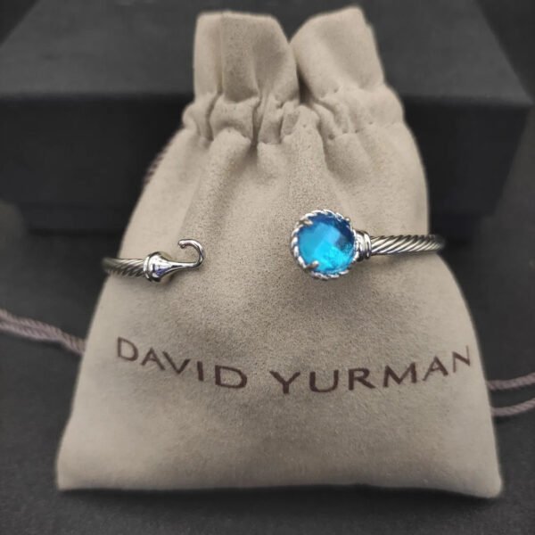 7B20C8E8-B84D-5ECC-0608-EC25922B9DE2.jpg Petite Chatelaine® Bracelet Sterling Silver with Blue Topaz, 3mm - 17 CM