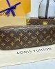 7B42EF76-D2CD-1F62-8285-5E2A112B9510.jpg Louis Vuitton Slouchy PM M11952