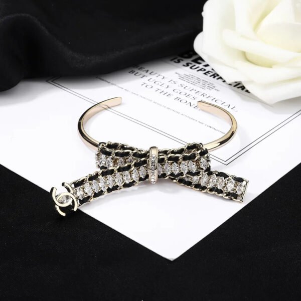 7B7D61E1-F039-5614-1361-4FF504918405.jpg CC Bracelet 0007