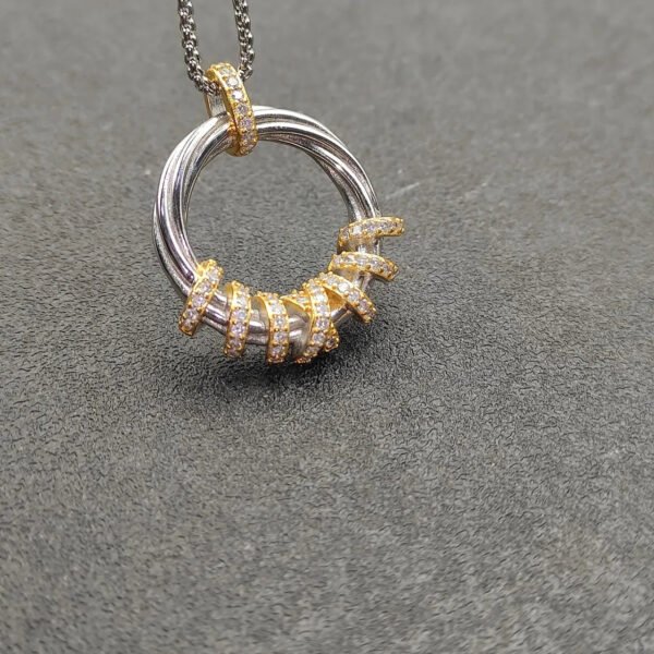 David Yurman Helena Round Pendant Necklace in Sterling Silver and 18K Yellow Gold with Diamonds