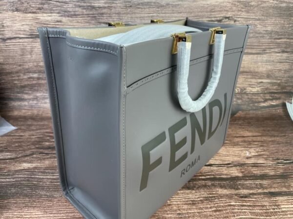 Fendi Sunshine Shopper large Bag - Medium