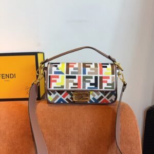 Fendi Baguette Medium
