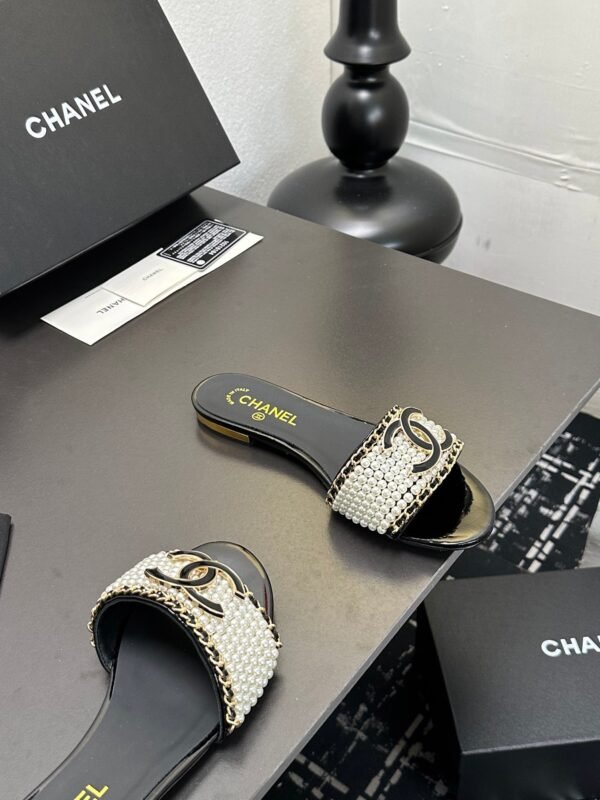 Chanel Women's Logo 25ss CC Sandal