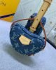 807B868A-C073-F2A3-C31E-8997561A4D46.jpg Louis Vuitton Croissant MM M46856