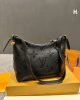 8080591A-AD55-CC6A-8C4A-4868B9A12F6B.jpg Louis Vuitton M46288 CarryAll PM