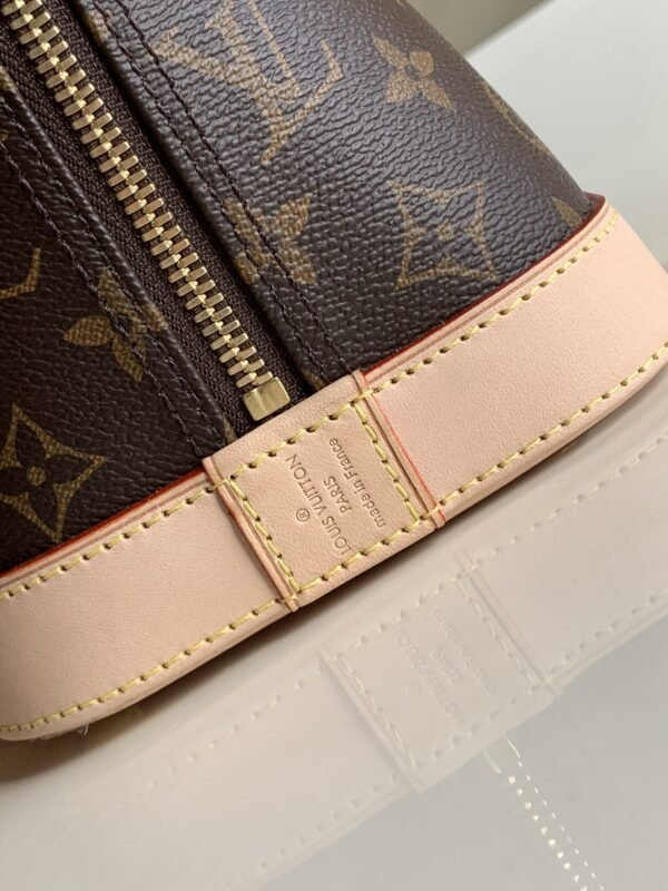 81A59C9A-3350-CA97-2BB6-F445ED5A3C48.jpg Louis Vuitton Alma PM M53151