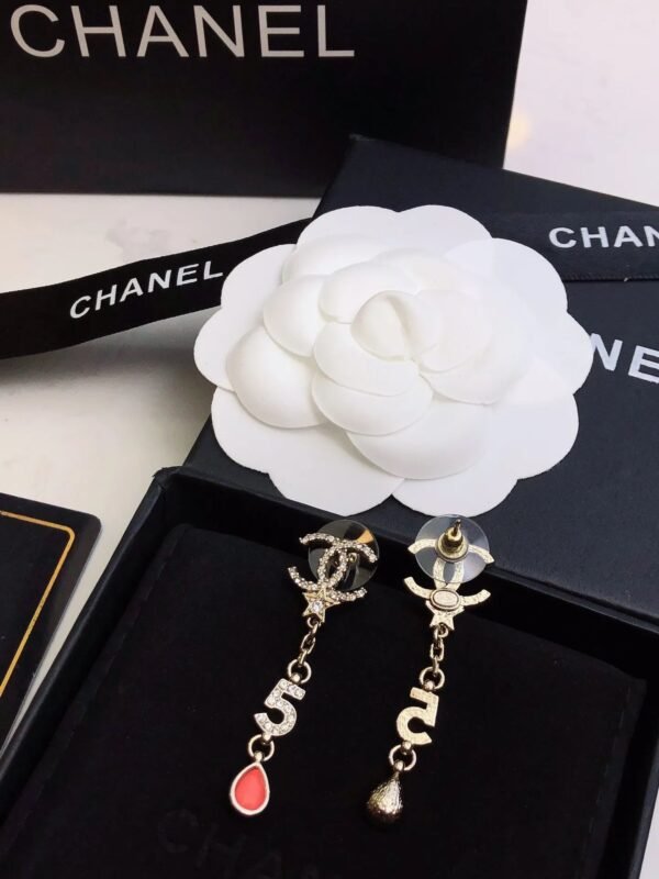 81E5A219-CD3A-437F-AC4A-81D54812911B.jpg cc Earrings