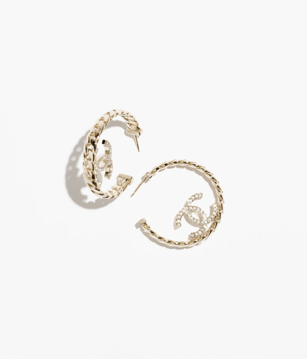 831334F6-83BE-7EF0-8B3F-8AE0FBE0CBD7.png HOOP EARRINGS