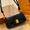 84F8D915-4305-FAAF-E569-D463CEFC714F.jpg Louis Vuitton Favorite M45813