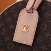 85E4AD03-6960-D5BA-74DA-F354174047EF.jpg Louis Vuitton Petite Boite Chapeau