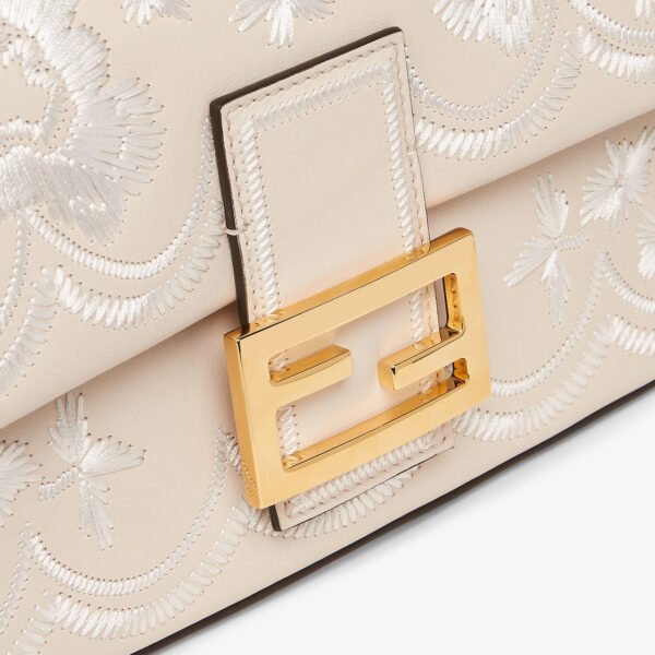 Fendi Baguette Medium