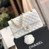 867AAD5B-E756-43F8-1974-74DC0F773666.jpg Chanel Classic Handbag Gold Toned Hardware WhiteFor Women, Women’s Bags, Shoulder And Crossbody Bags 10.2in/26cm A01112