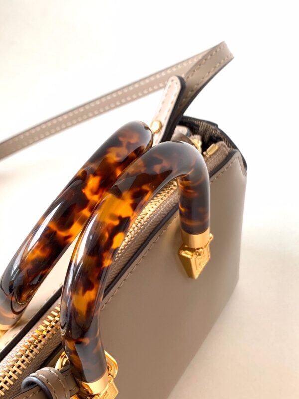 875BA7E1-BA7D-7FEF-7E28-8A900287873A.jpg Fendi By The Way Mini Bag