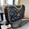 89E8DAC3-D374-FB5E-84DD-66B21E5219BF.jpg 19 HANDBAG - Black