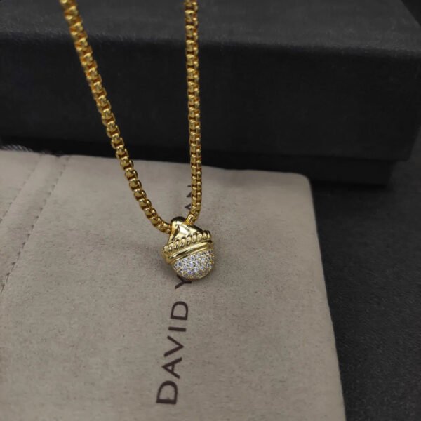 David Yurman Acorn Pendant Necklace 18k Gold Diamond