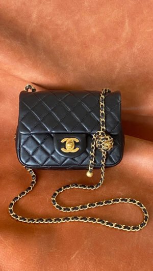 Chanel Classic Bag Black For Women, Women&rsquo;s Bags 7.1in/18cm