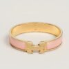 8AF6A94A-D510-FC9F-F2F6-B5F0BF5CF505.jpg Hermes Clic H bracelet