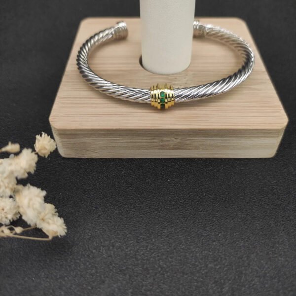 8CDA6127-E893-6E3F-1A51-1D45B2557087.jpg David Yurman 5mm 18k Gold and Sterling Silver Diamond Station Cable Bracelet