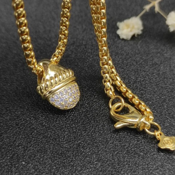 David Yurman Acorn Pendant Necklace 18k Gold Diamond