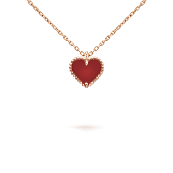 9097F2E4-FAF3-6BBD-9D7B-4163FAA9907B.png Sweet Alhambra heart pendant
