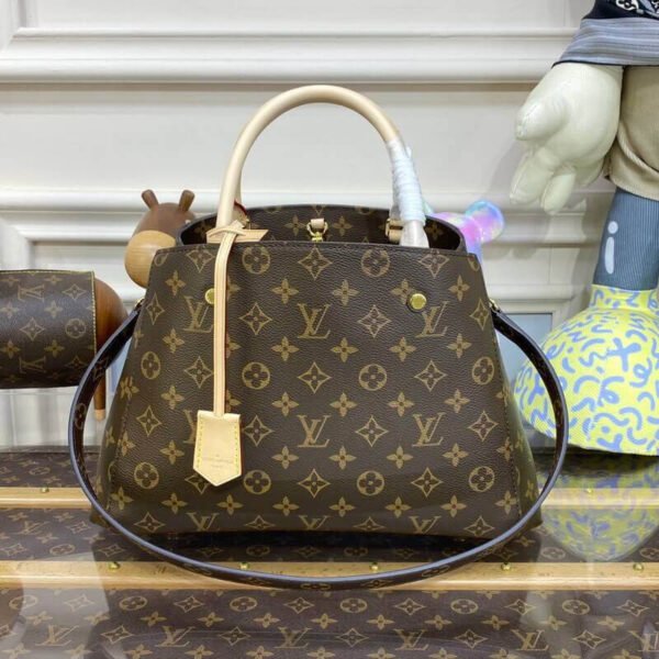 90DE11F2-F516-EAC8-2A6D-038E4DFED548.jpg Louis Vuitton Montaigne MM M41056