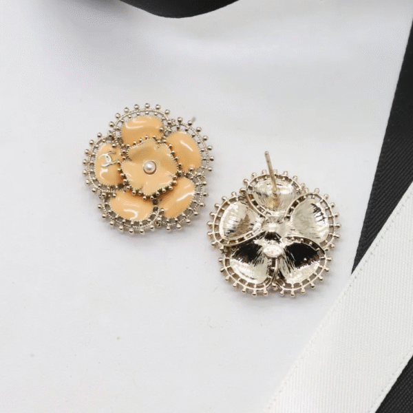 9209DCD5-C94A-A04D-B2AC-420564F68A24.png CCE502 CC earring - Yellow