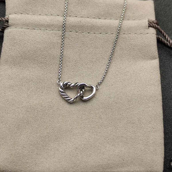 92706AA2-AE31-C4FD-609C-41122FFA6DF9.jpg Cable Collectibles® Interlocking Heart Necklace Sterling Silver, 16.4mm