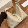 92BD3E06-01F8-C716-0B63-A212A78526D5.jpg Louis Vuitton M24141 CarryAll PM