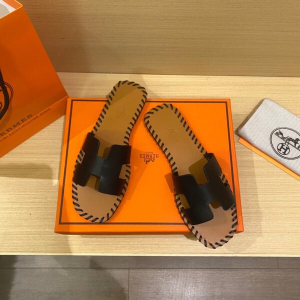 Hermes Women's Oran Sandal