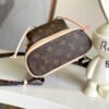 93B4962E-C44E-A0D4-955B-CCE27725BB1E.jpg Louis Vuitton Montsouris Mini M11199