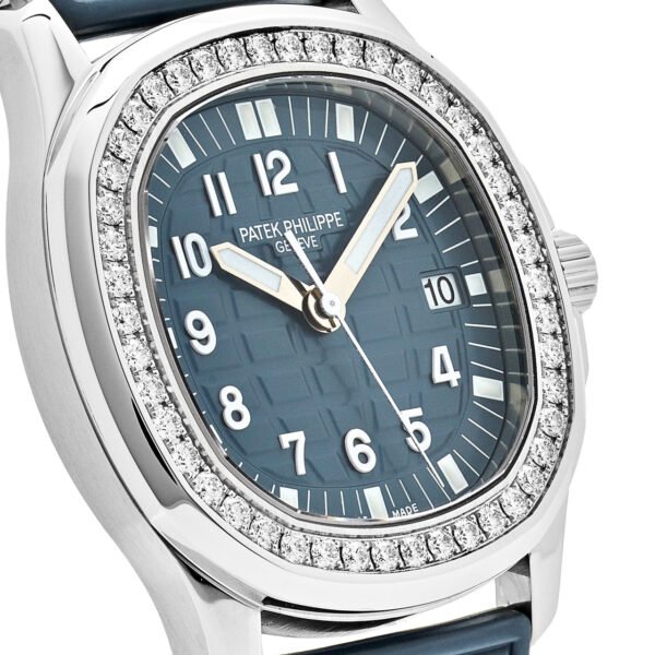 Aquanaut Blue-gray Self-Winding Watch 5067A-025