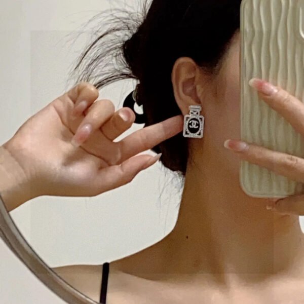 9479220D-E722-F80E-E01B-EDAA07B7F3BE.jpg CC Jewelry New 29